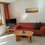 Antigua Saas-Grund