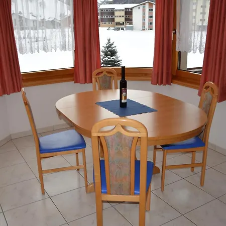 Antigua Apartment Saas-Grund
